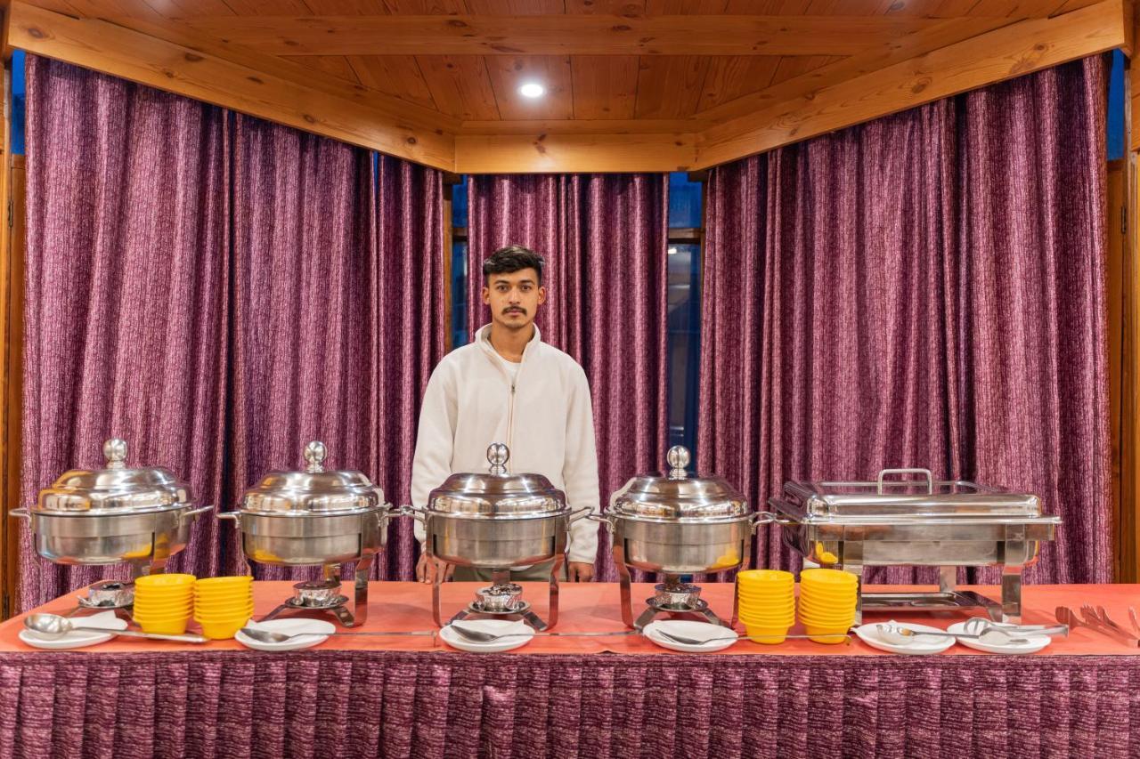 The Conifer Hotel Manali  Ngoại thất bức ảnh