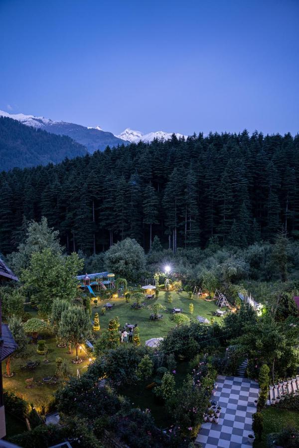 The Conifer Hotel Manali  Ngoại thất bức ảnh