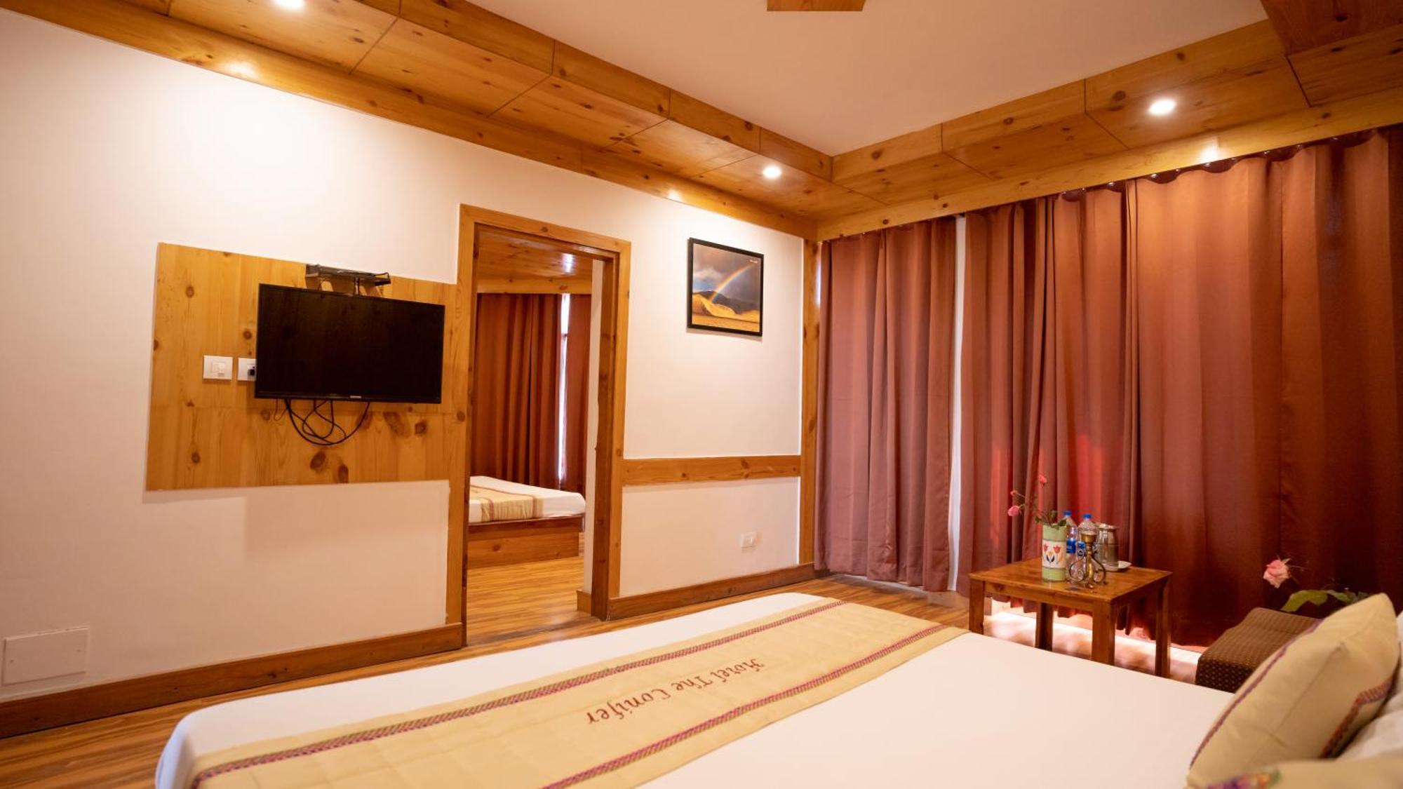 The Conifer Hotel Manali  Ngoại thất bức ảnh